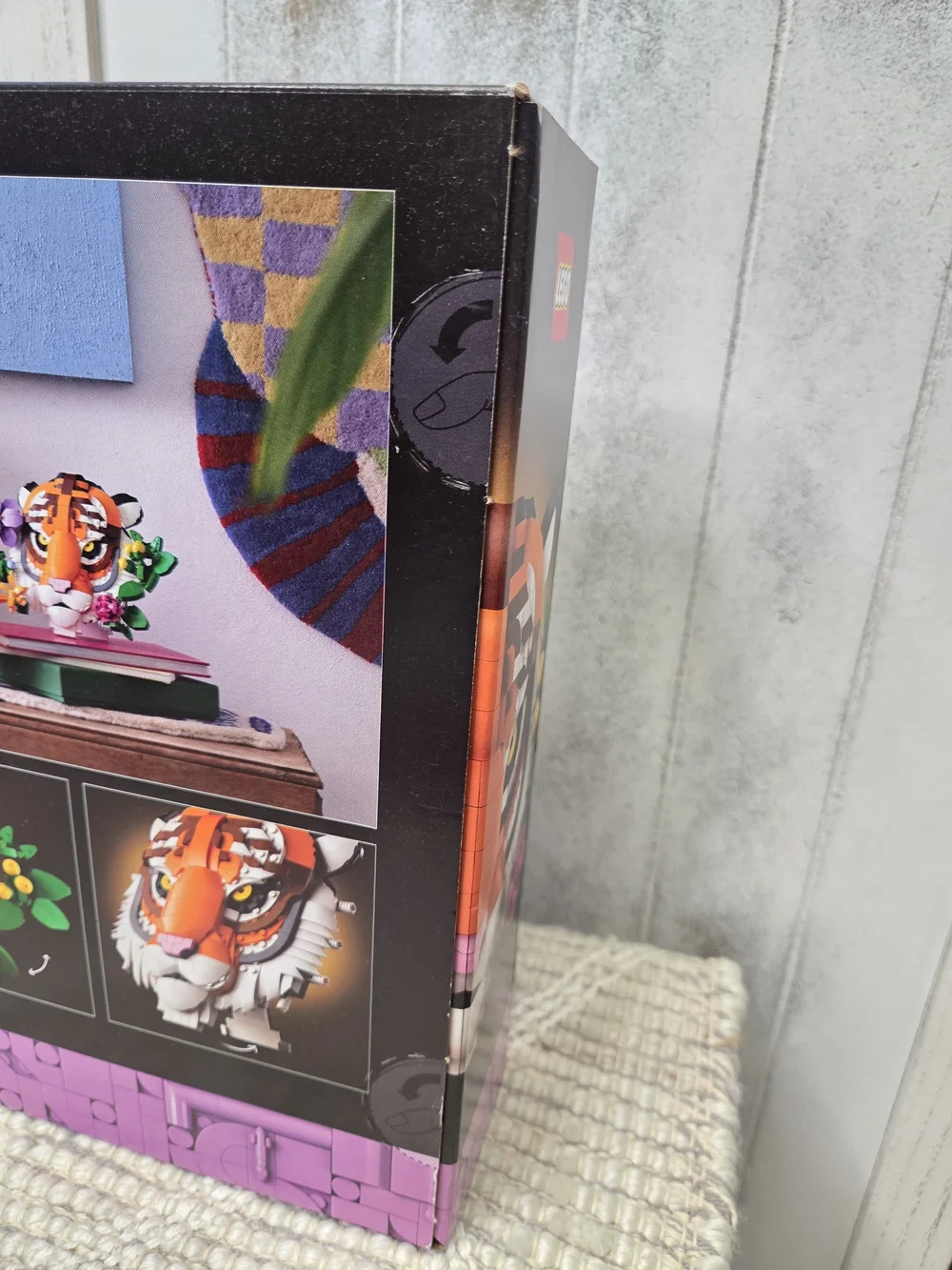NIB LEGO Art Tiger Wall Decor Floral Tiger Head